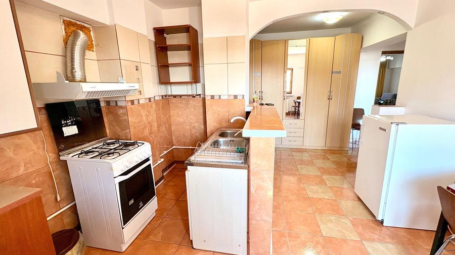 Apartament cu 2 camere decomandat în Traian