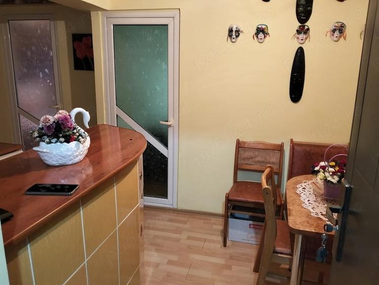 Garsonieră decomandată în Zahana