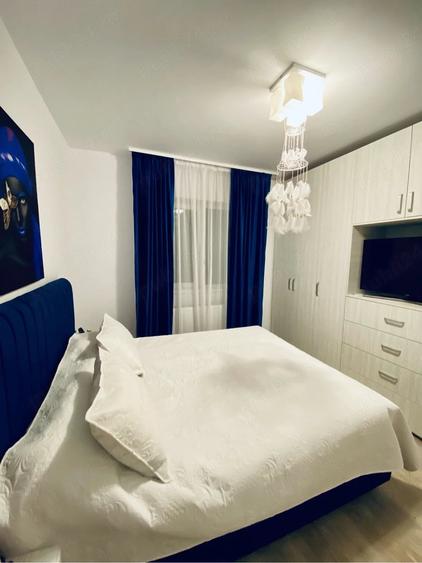 Apartament cu 3 camere decomandat în Fundeni