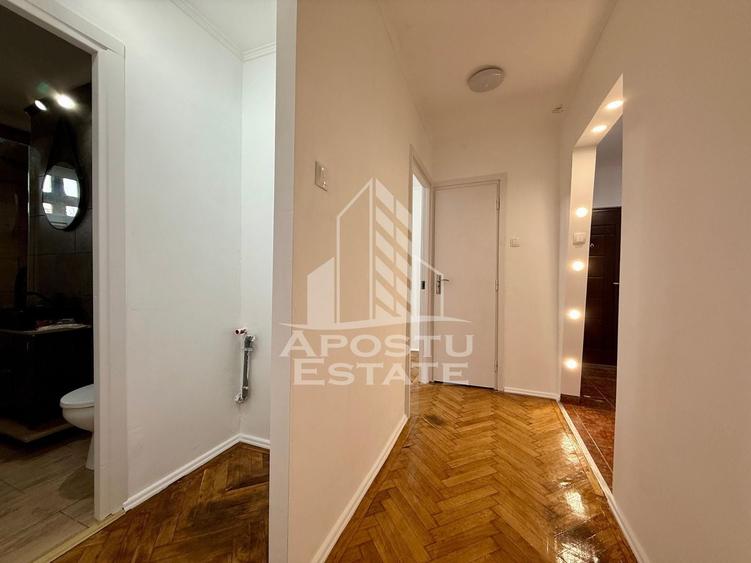 Apartament cu 3 camere decomandat în Circumvalațiunii