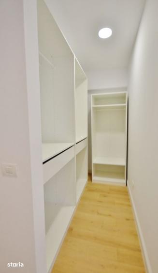Apartament cu 3 camere semidecomandat în Gara de Nord