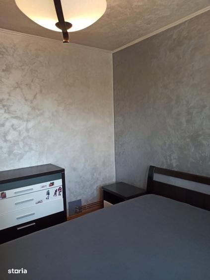 Apartament cu 3 camere decomandat în Popa Șapcă