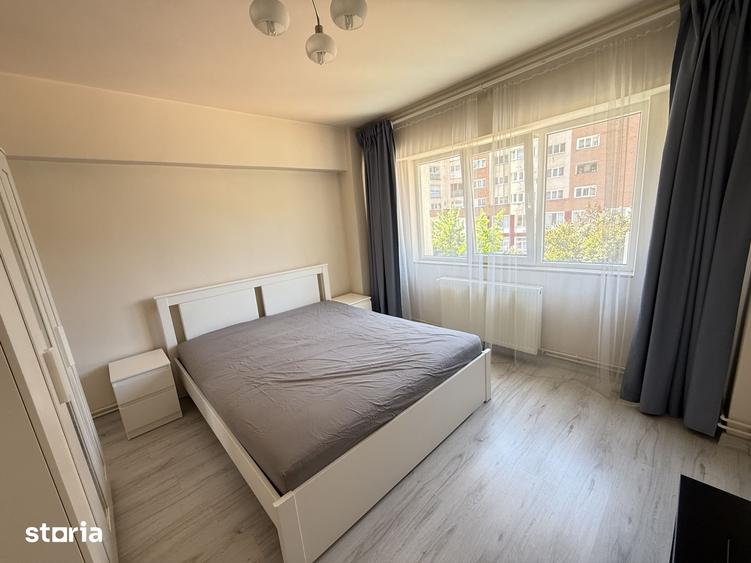 Apartament cu 3 camere decomandat în Valea Cetății