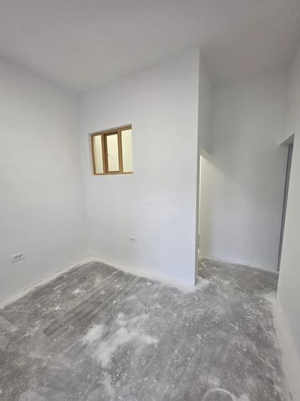 Spațiu comercial, de 56 mp, în Rogerius