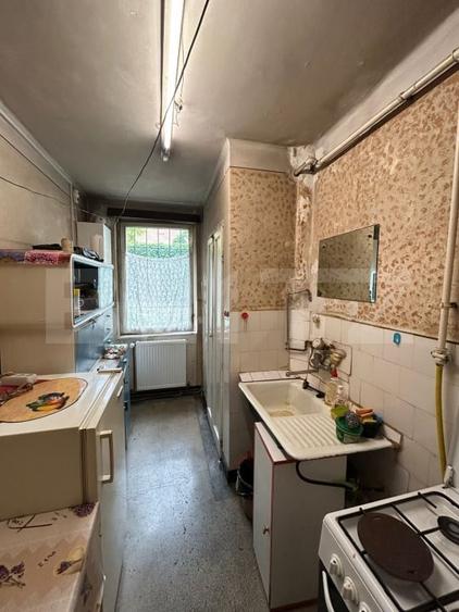 Apartament cu 2 camere semidecomandat, mobilat în Central