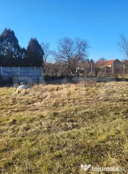 Teren de 460 mp, în Central