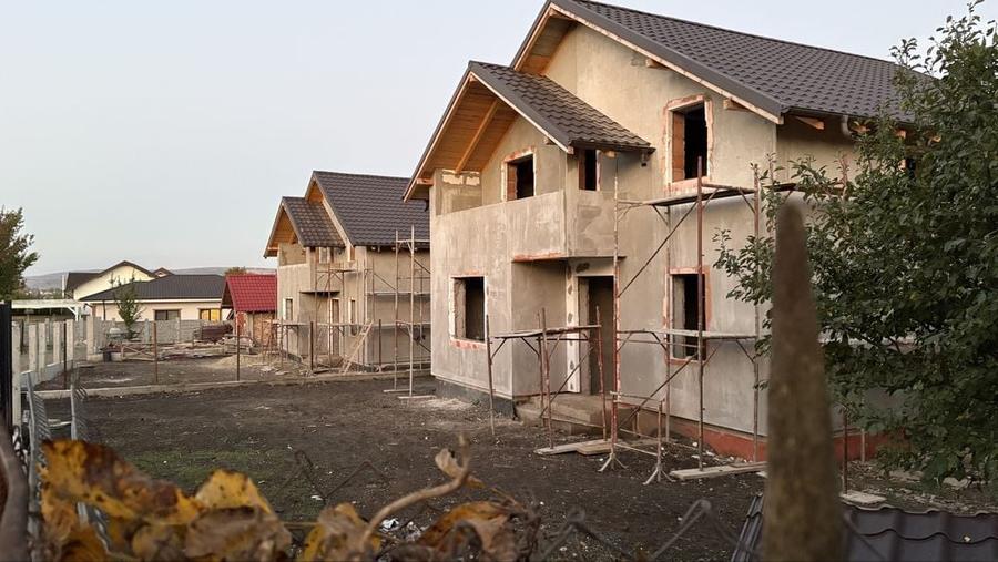 Casă cu 4 camere în Central
