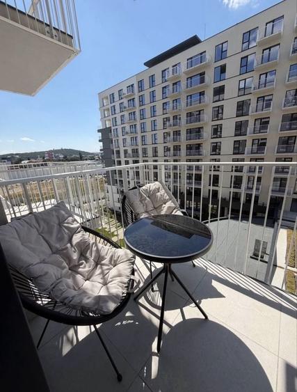 Apartament cu 2 camere în Baza 3