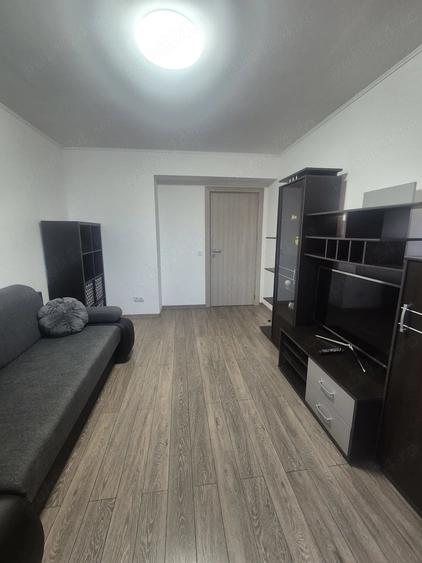 Apartament cu 2 camere decomandat în Vitan