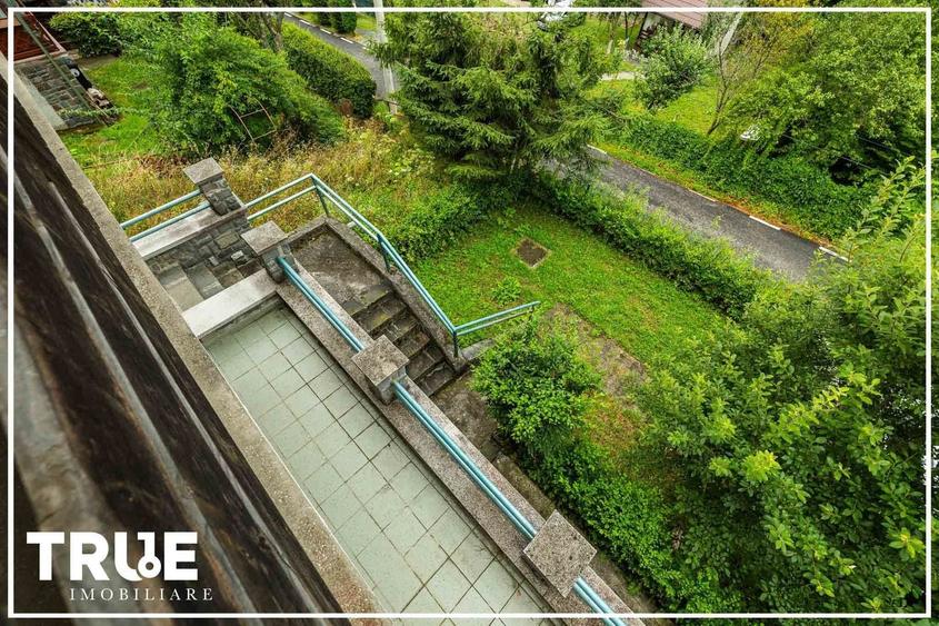 Casă individuală cu 5 camere cu Canalizare în Nord-Est