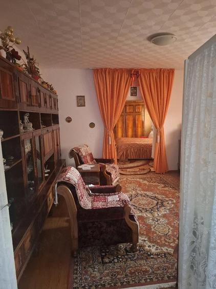 Casă cu 4 camere cu Teren 3000 Mp în Ghioroc