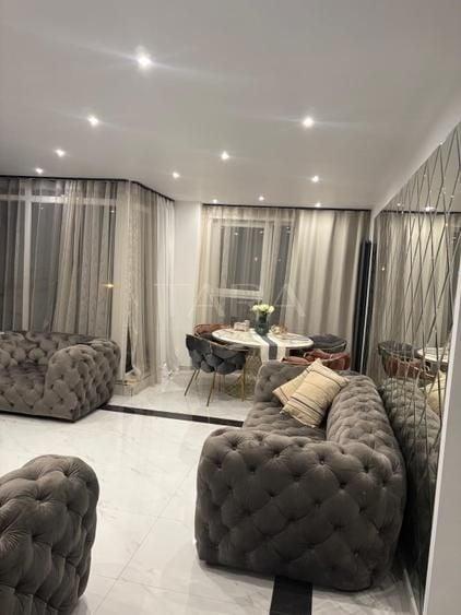 Apartament cu 2 camere semidecomandat, mobilat în Central — fotografia 3