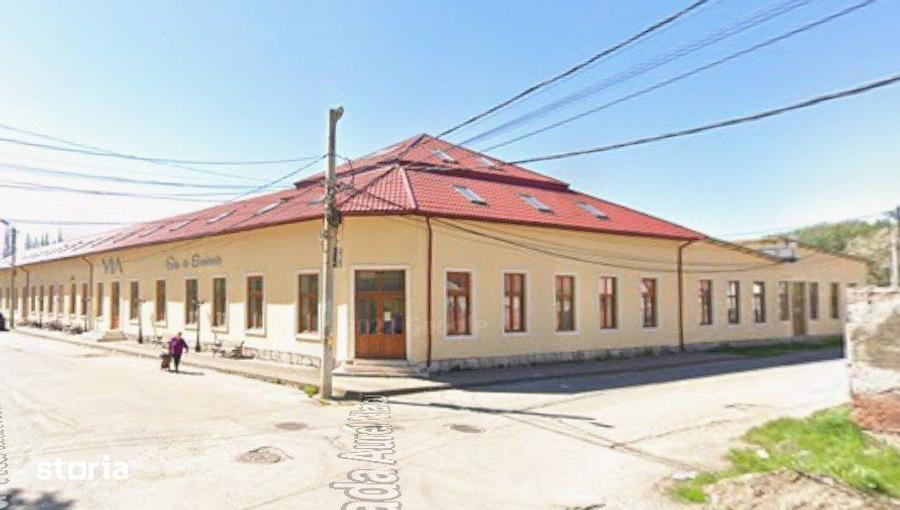 Spațiu comercial, de 1,113 mp, în Petros