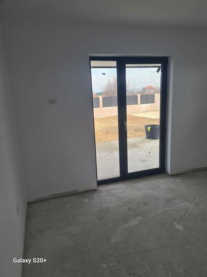 Casă cu 3 camere în Ghercești