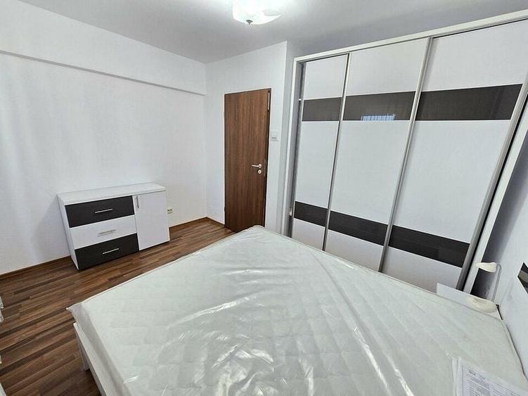 Apartament cu 2 camere decomandat în Cantemir