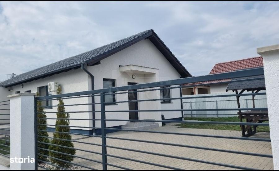 Casă cu 3 camere în Nazna