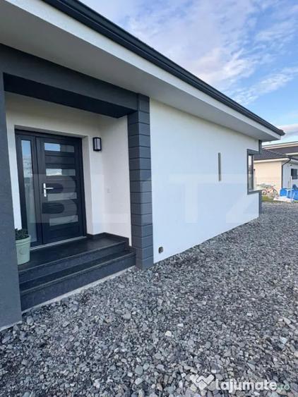 Casă cu 3 camere cu Teren 650 Mp în Central