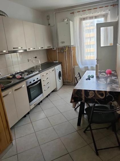 Apartament cu 2 camere decomandat în Tudor