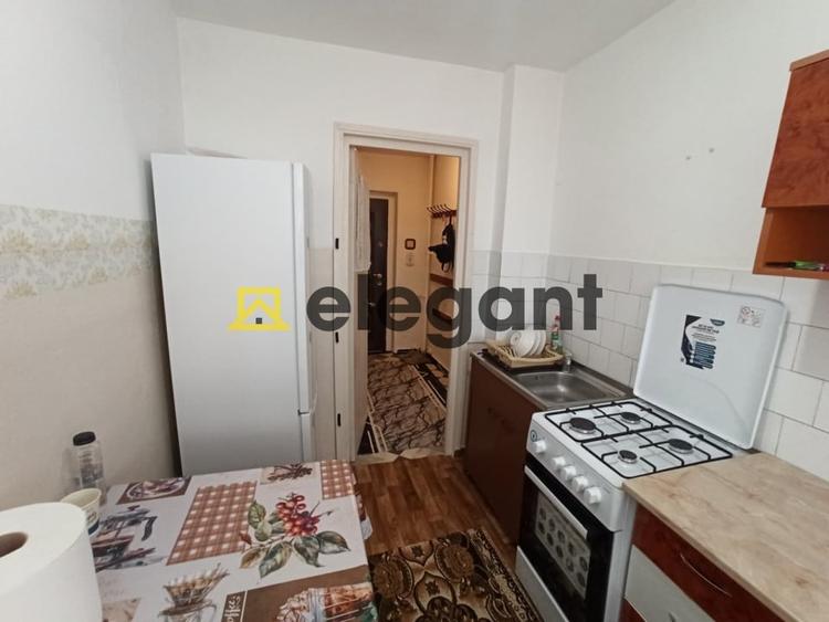 Apartament cu 2 camere semidecomandat, mobilat în Valea Rosie