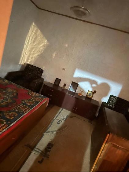 Casă cu Teren 2000 Mp în Văcăreasca