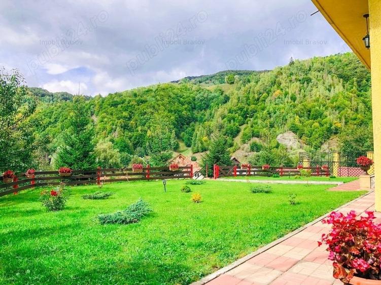 Casă cu 6 camere cu Teren 1500 Mp în Moieciu