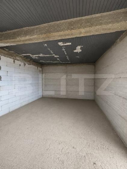 Casa de vanzare, 315 mp, 6 ari teren, 38 m front stradal, zona Plopeni - 7