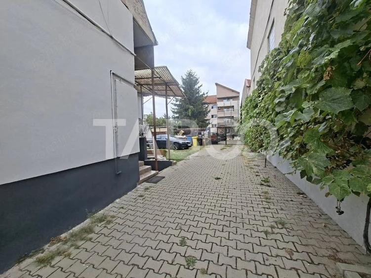 Apartament cu 2 camere nedecomandat în Central