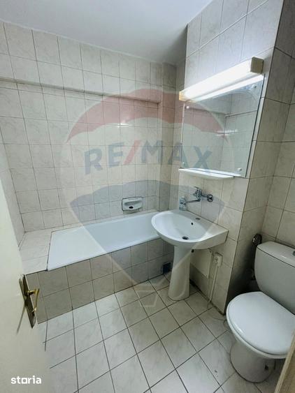 Apartament cu 2 camere decomandat în Bordei