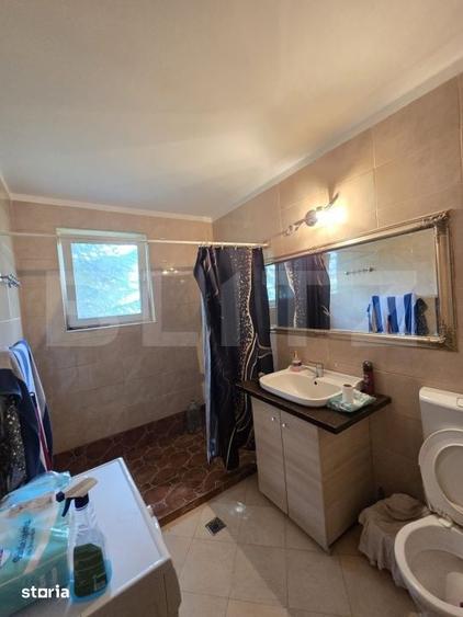 Apartament decomandat cu terasa si parcare, 2 camere, zona de case, Fl - 8