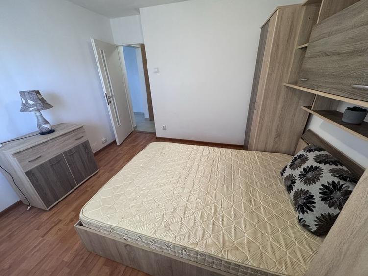 Apartament cu 2 camere decomandat în Tolstoi