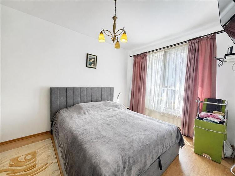 Apartament cu 2 camere decomandat, mobilat în Șelimbăr