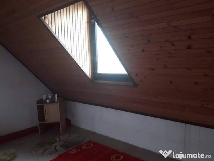 Casă cu 4 camere cu Teren 630 Mp în Central