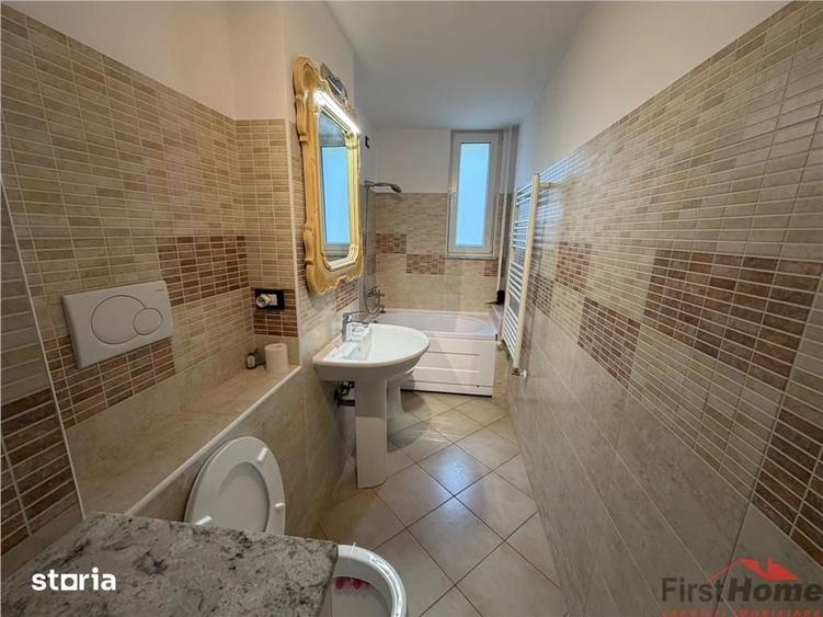 Apartament cu 4 camere decomandat în Est