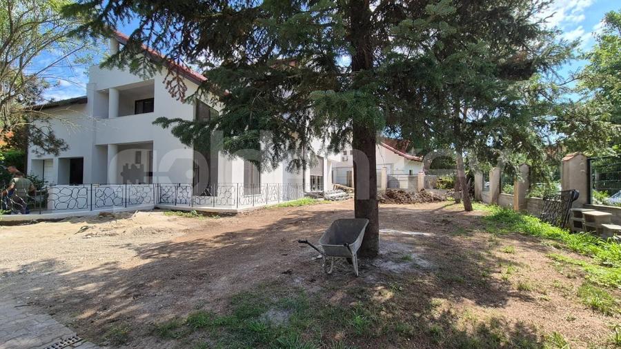 Casă individuală cu 7 camere cu Canalizare în Pipera
