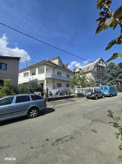 Casă cu 4 camere cu Teren 420 Mp în Titulescu