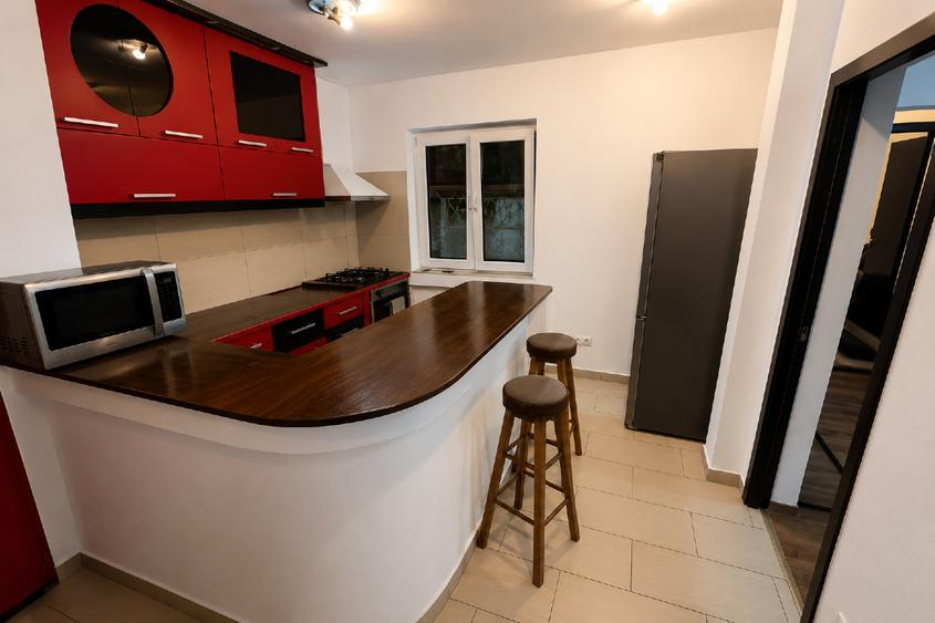 Apartament cu 2 camere decomandat, mobilat în Iancului