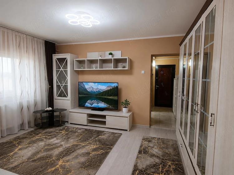 Apartament cu 2 camere semidecomandat în Aurel Vlaicu