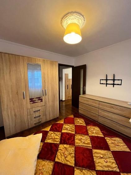 Apartament cu 2 camere semidecomandat, mobilat în Rădăuți