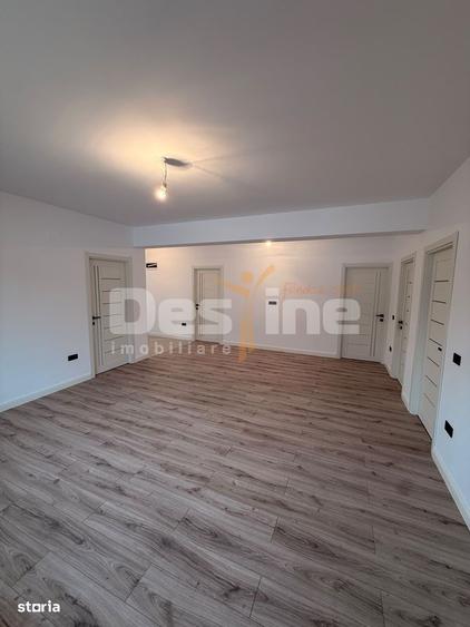 Casă cu 4 camere în Chicerea