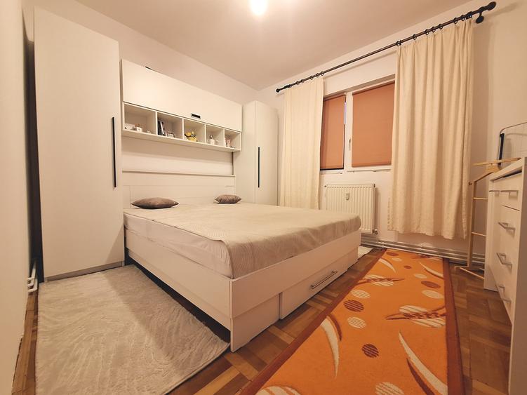 Apartament cu 2 camere semidecomandat, mobilat în Girocului