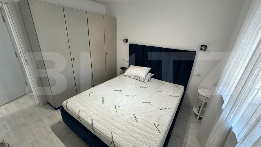 Apartament cu 3 camere decomandat, mobilat în 22 Decembrie