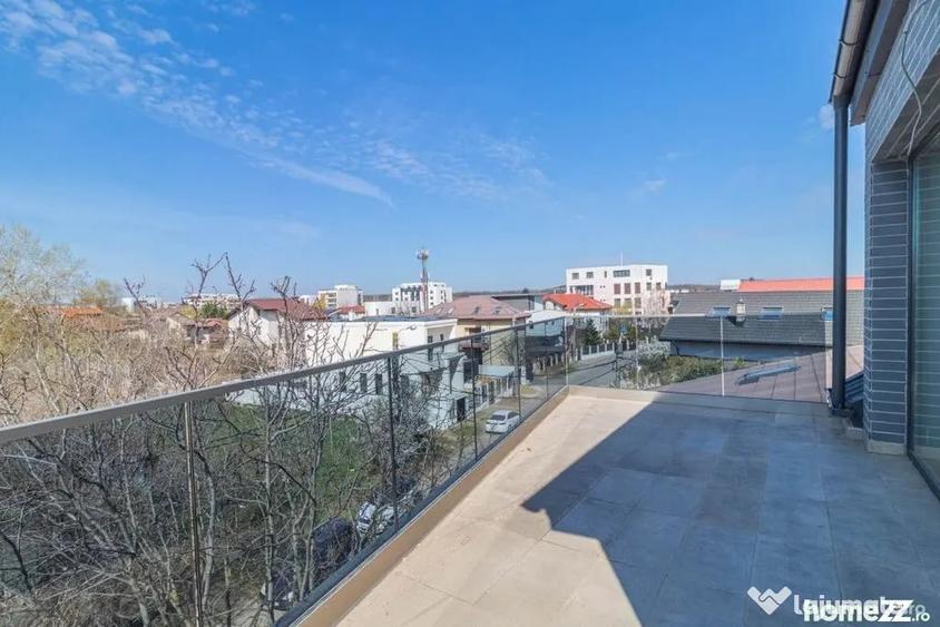 Apartament cu 4 camere decomandat în Sisești