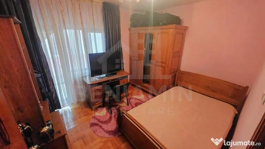 Casă cu 7 camere cu Teren 450 Mp în George Enescu