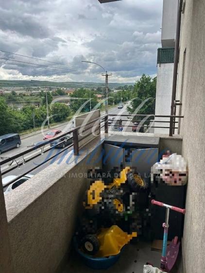Apartament cu 2 camere semidecomandat în Între Lacuri