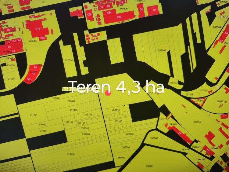 Teren Construcții intravilan de 1100 mp, în CET