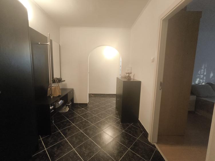 Apartament cu 2 camere decomandat în Dristor