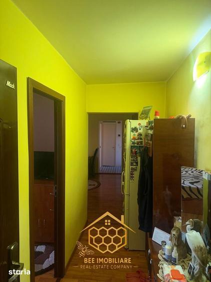 Apartament cu 3 camere în Rovine