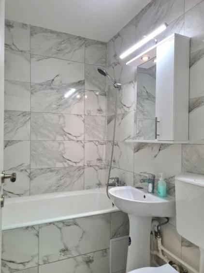 Apartament cu 2 camere decomandat, mobilat în Drumul Taberei