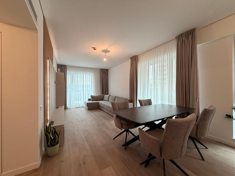 Apartament cu 3 camere, mobilat în Politehnica