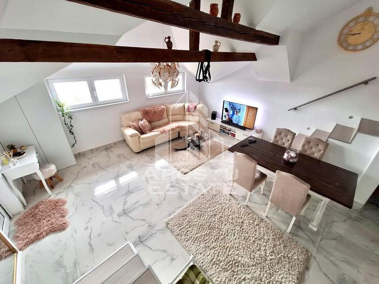 Apartament cu 3 camere decomandat în Bujac